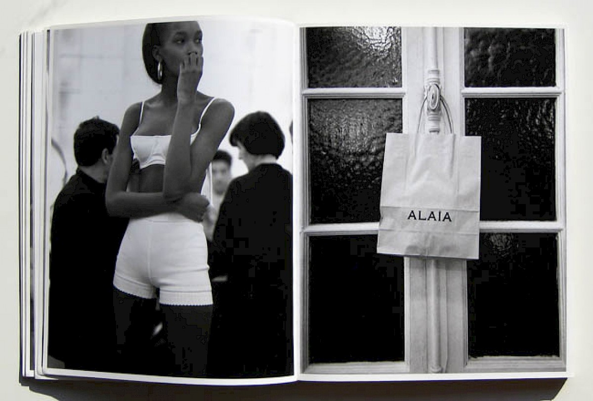 Alaia backstage b&w fashion photography timeless inspo textures body timeless kate moss lindbergh newton avedon demarchelier meisel Alaia Chanel